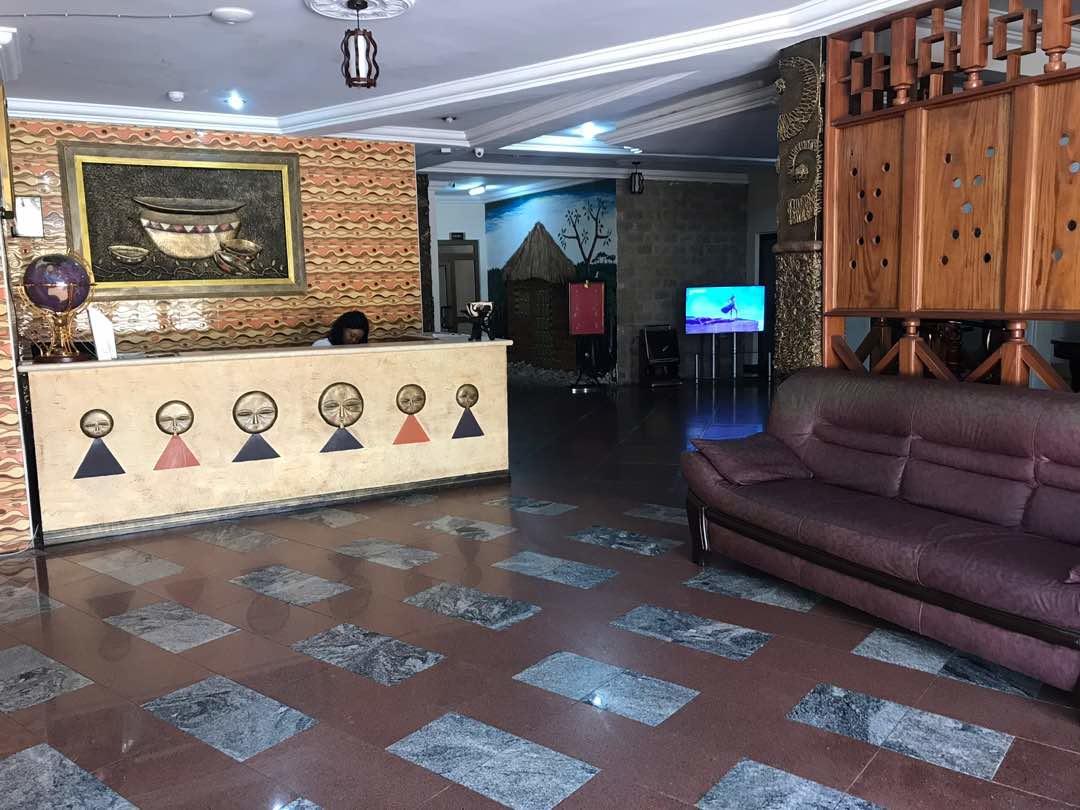 Ampomaah Hotel 阿克拉 外观 照片